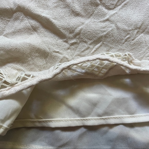 Urban Outfitters Kimchi Blue Cut-Out Mesh Shorts Ivory Size Large Festival Boho - Picture 9 of 14